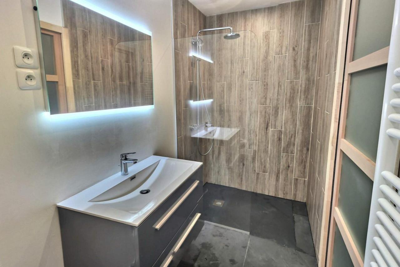Appartement Superbe -t3 Spacieux 78 M2 -neuf -parking Gerde